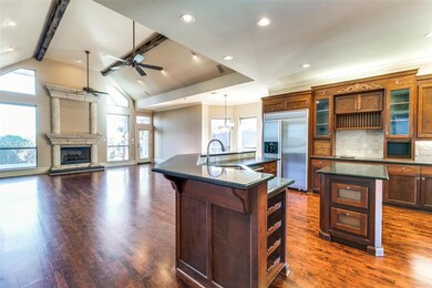 1013 Crestview Dr, Bedford, TX 76021 - photo 5