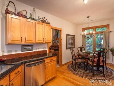 130 Stoney Falls Loop unit 302, Burnsville, NC 28714 - photo 6