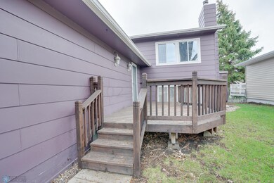 Front deck & Entry