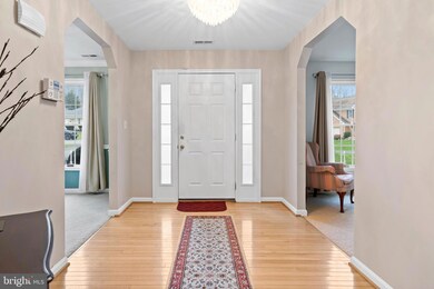 7960 Pebble Creek Ct, Waldorf, MD 20603 - photo 5