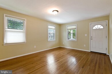 6716 Old Harford Rd, Parkville, MD 21234 - photo 5