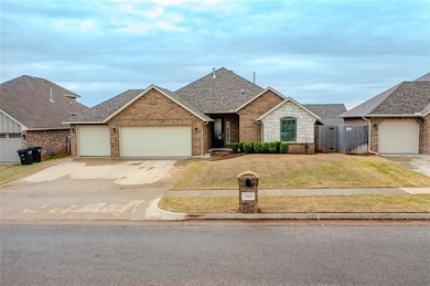 2604 NE 15th St, your new home!