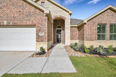 311 Beaumont Dr, Magnolia, TX 77354 - photo 2