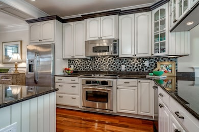 Updated Kitchen w/ Island