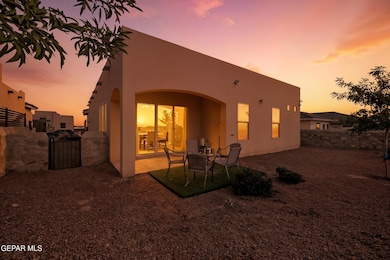 833 Acton St, Horizon City, TX 79928 - photo 2