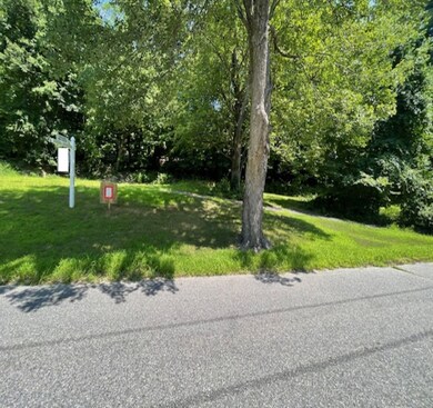 51 Rigby St, Clinton, MA 01510 - photo 4