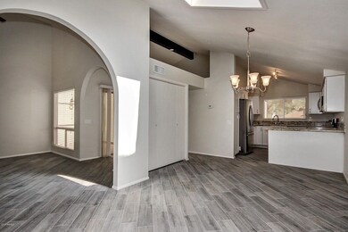 Kitchen/Dining Area
