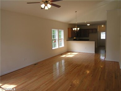 Den/Family/Great Room - Large Family Room / Great 