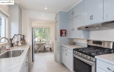 6454 Mokelumne Ave, Oakland, CA 94605 - photo 6