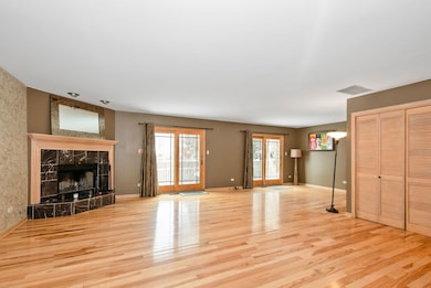 7642 W 158th Ct unit 7642, Orland Park, IL 60462 - photo 4