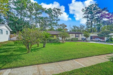 2367 Brest Rd, Jacksonville, FL 32216 - photo 4