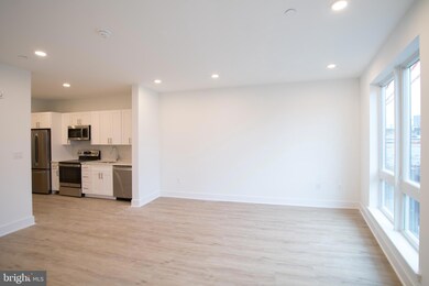 1325 N Lee St unit 400 (ADA), Philadelphia, PA 19125 - photo 7