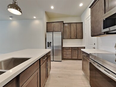 5710 Paul Quinn St, Houston, TX 77091 - photo 6