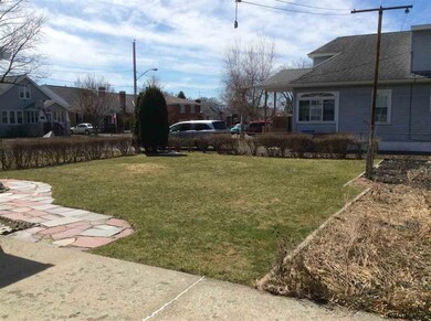 230 Whitehall Rd, Albany, NY 12209 - photo 4