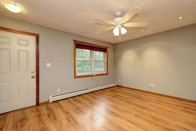 55 Lantern Park Dr unit 7, Naugatuck, CT 06770 - photo 6