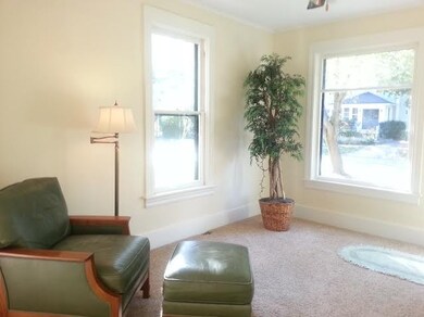 222 N Lincoln St unit 224, Batavia, IL 60510 - photo 2