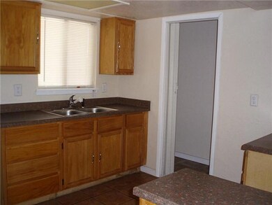 Kitchen w/ new counter tops & cabinets