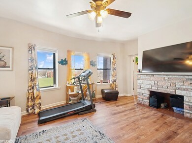 1521 E 65th St, Chicago, IL 60637 - photo 3