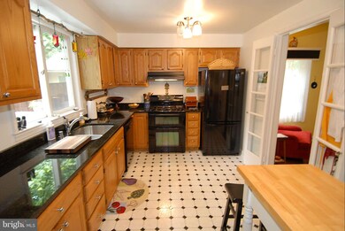 4029 7th St S, Arlington, VA 22204 - photo 7