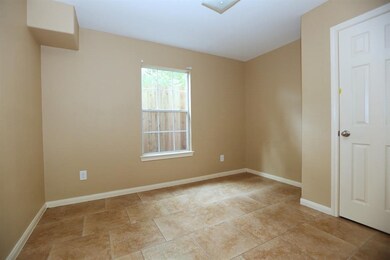 207 Cockerel St unit A, Houston, TX 77018 - photo 5