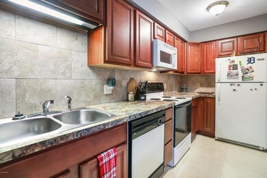 17448 Dunewood Ct Unit B (12 of 21)