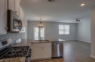 720 Prominence Rd, Columbia, TN 38401 - photo 4