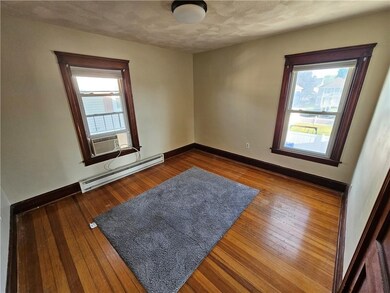 27 Mccabe Ave unit 2R, Pawtucket, RI 02861 - photo 4