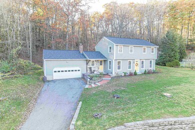 25 Greenmeadow Ln, Bedford, NH 03110 - photo 2