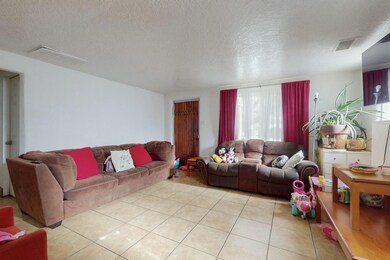 409 57th St NW, Albuquerque, NM 87105 - photo 6