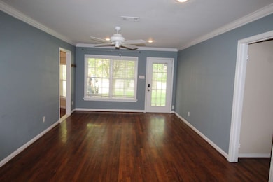 1059 W 43rd St, Houston, TX 77018 - photo 6