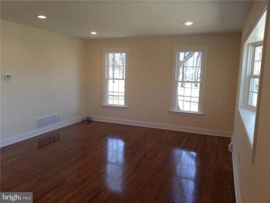 851 Churchville Rd, Southampton, PA 18966 - photo 5