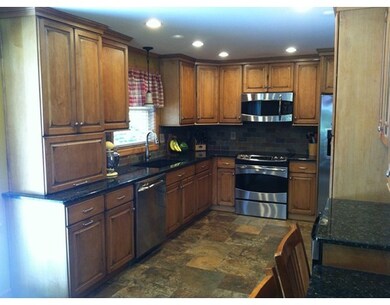 189 No St W, Agawam, MA 01030 - photo 2