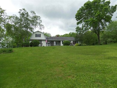 252 Donahue Rd, Graniteville, VT 05654 - photo 6