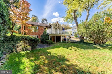 3867 N Chesterbrook Rd, Arlington, VA 22207 - photo 3