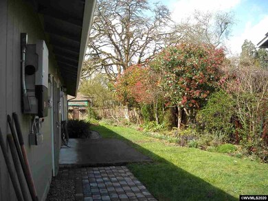 2040 SE Bethel St, Corvallis, OR 97333 - photo 6