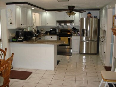 STAINLESS APPLIANCE PACKAGE / BUILT-IN HUTCH