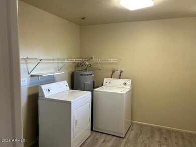 530 S Portland unit 1, Mesa, AZ 85206 - photo 5