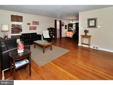 1105 Pinegrove Ave, Lansdale, PA 19446 - photo 3