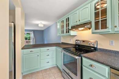 16 Thornhill Rd, Stratham, NH 03885 - photo 6