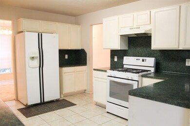 3002 Vega St, Houston, TX 77088 - photo 6