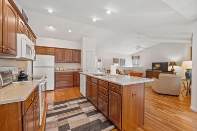 8 Marathon Ave unit 8, Gorham, ME 04038 - photo 5