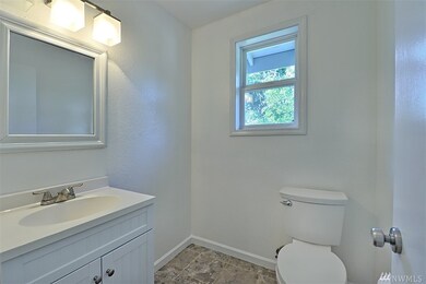 1322 Mcleod Rd, Bellingham, WA 98226 - photo 5