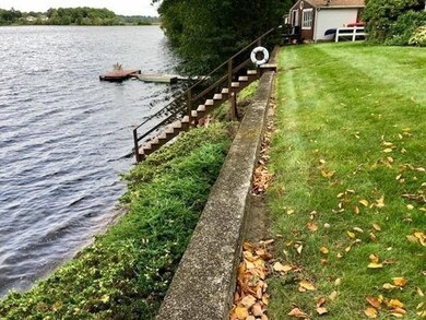 2 8th Ave, Halifax, MA 02338 - photo 3