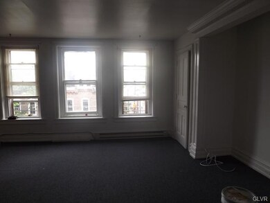 226 N 12th St unit 3, Allentown, PA 18102 - photo 5