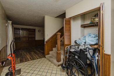 251 N Post Oak Rd, Wichita, KS 67206 - photo 6