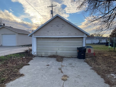 218 4th St, Pender, NE 68047 - photo 6