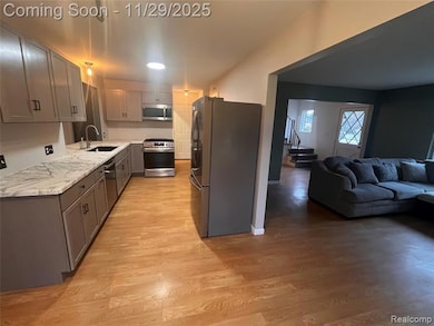 11048 Silver Dr, Whitmore Lake, MI 48189 - photo 7