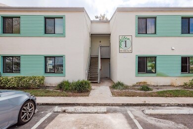 876 116th Ave N unit 102, Saint Petersburg, FL 33716 - photo 2
