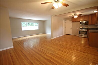 Open floor plan and great wood floors
