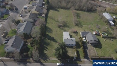 940 S 7th St, Independence, OR 97351 - photo 3